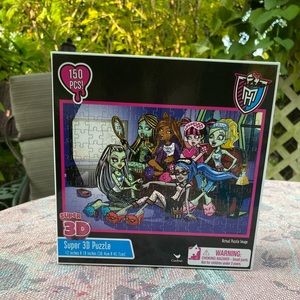 Monster high 3-D puzzle. NIB